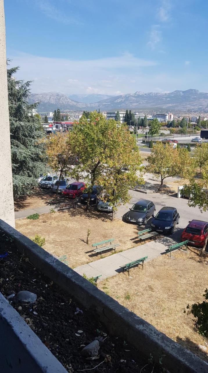 Baston Rent Lejlighed Podgorica Eksteriør billede