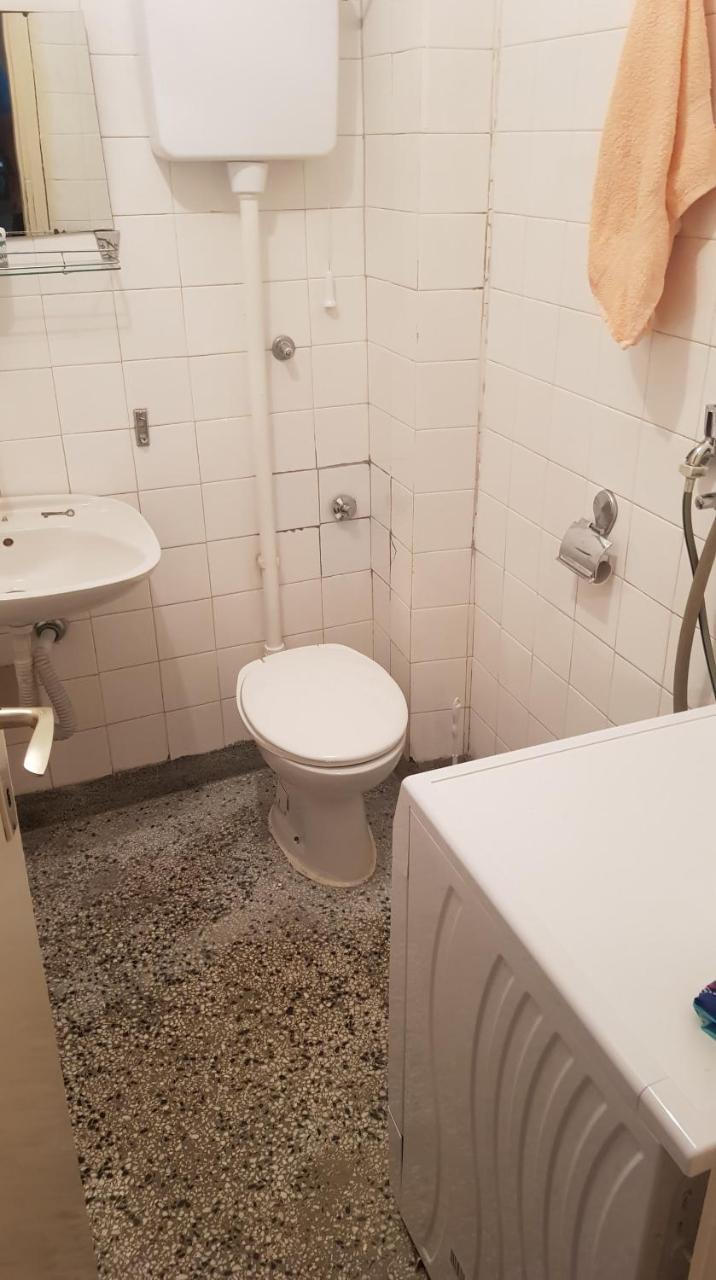 Baston Rent Lejlighed Podgorica Eksteriør billede